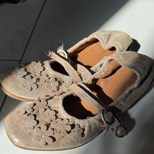 Free People gold  distressed leather Floral Mary Jane Flats  9